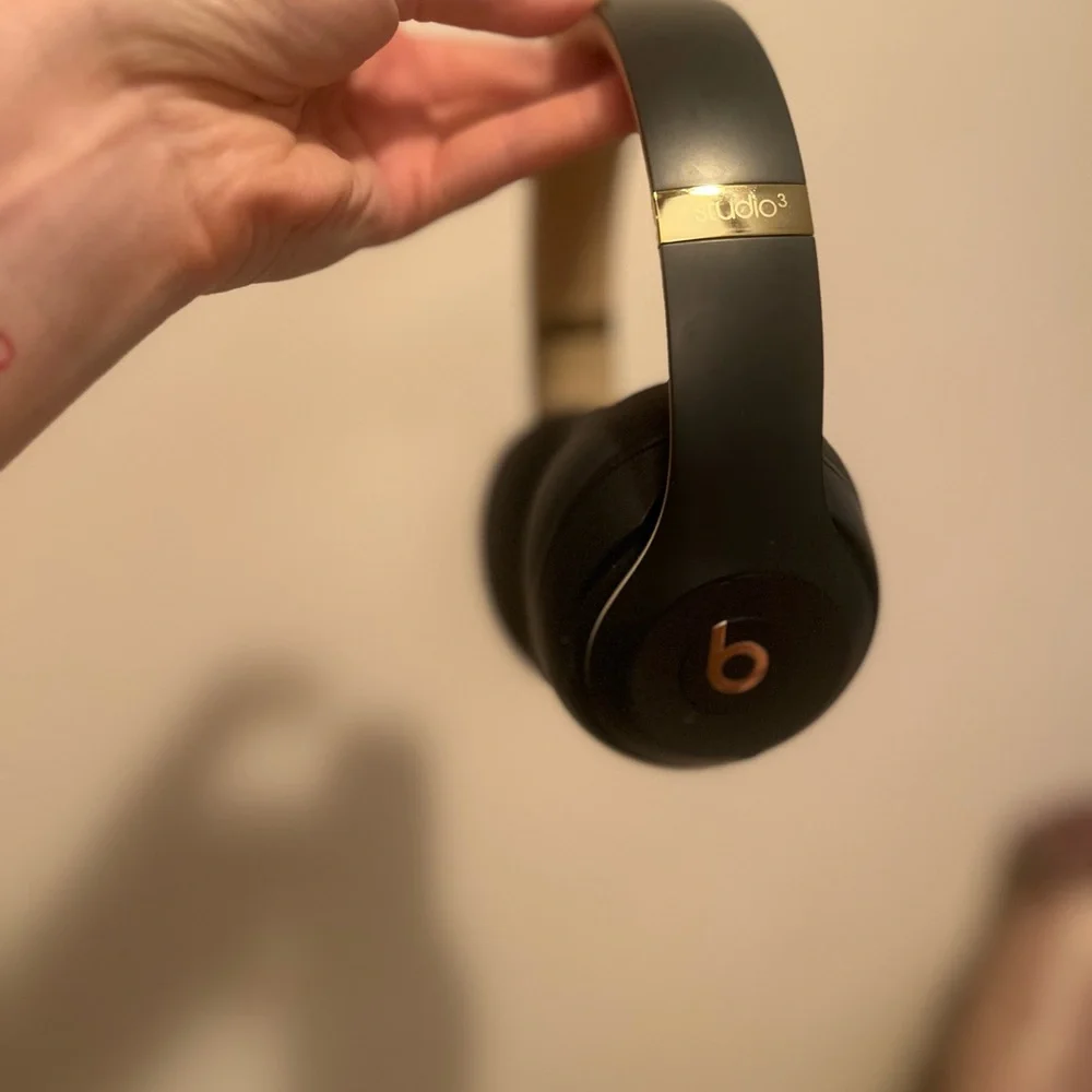 Beats - Dark Grey & Gold - perfect condition. Does not come w/ charger or case. - Picture 4 of 6